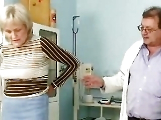 Mature Old Brigita Getting Pussy Exam From Experienced Gyno Doctor